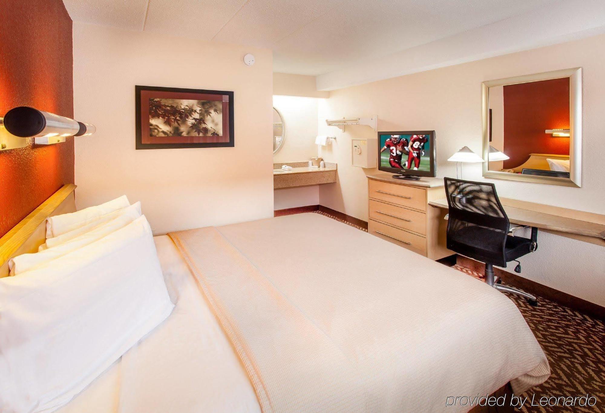 Red Roof Inn Detroit - Troy Eksteriør billede