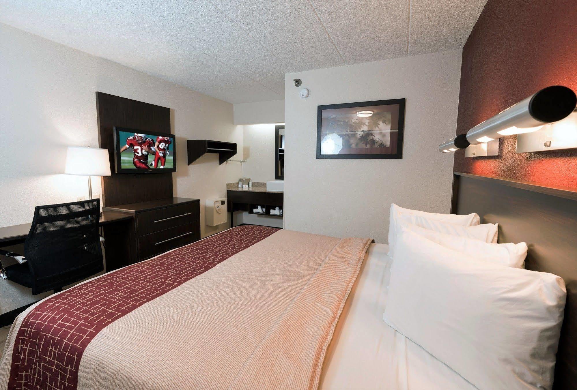 Red Roof Inn Detroit - Troy Eksteriør billede