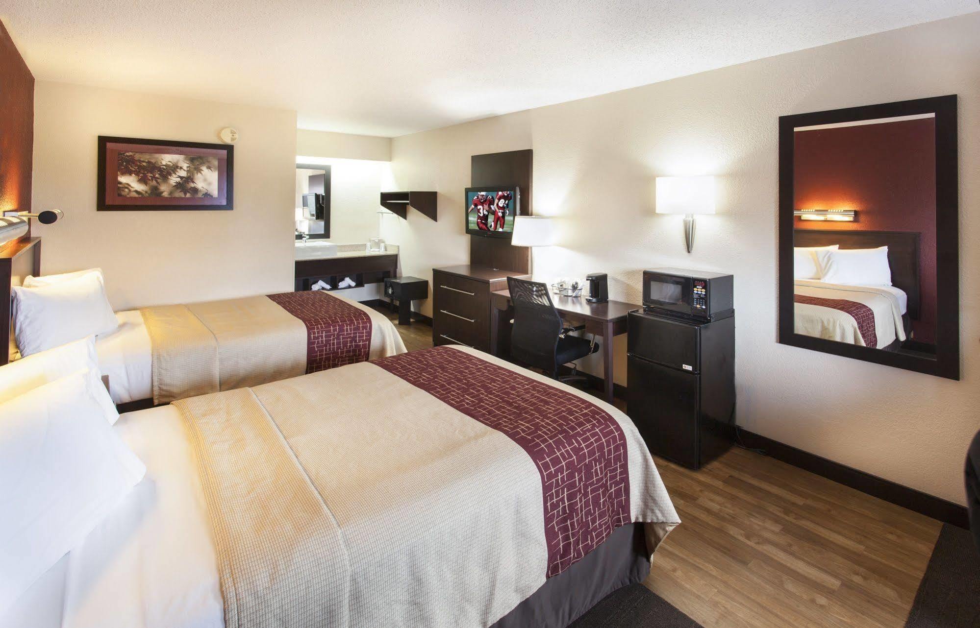 Red Roof Inn Detroit - Troy Eksteriør billede